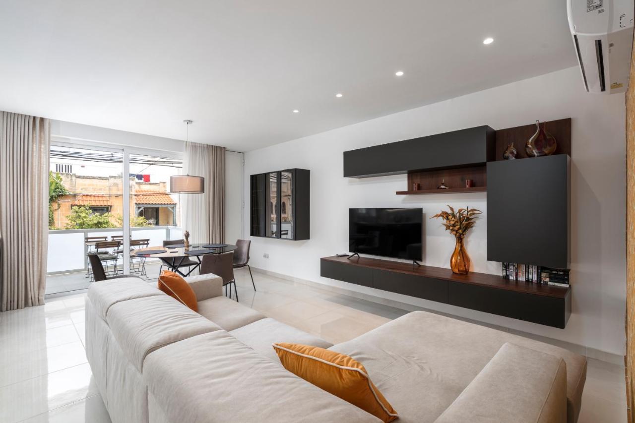 Modern 3Br Stylish Apartment With Large Balcony - Close To St Julians And St Georges Bay Is-Swieqi Dış mekan fotoğraf